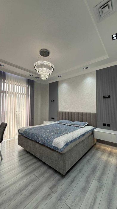 Шахар маркази Почта 5 қаватда 2 хонали квартира сотилади. ID: 1559