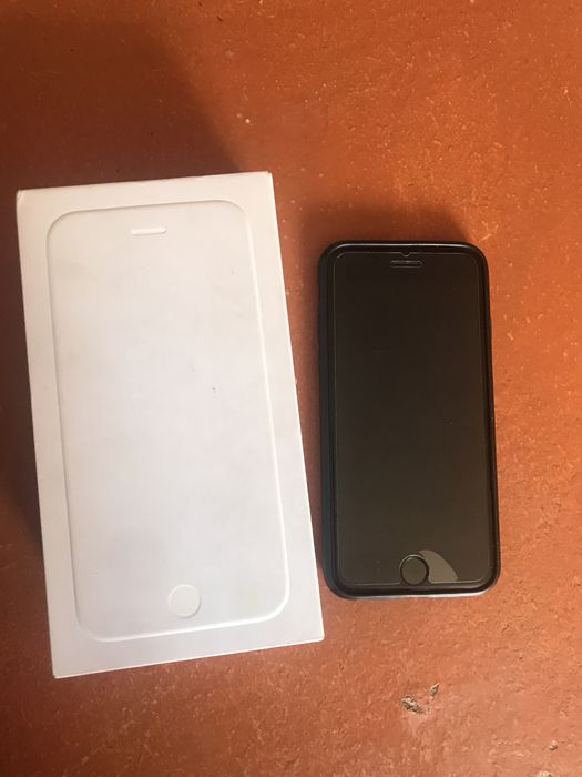 Продам Айфон 6 в хорошем состояние