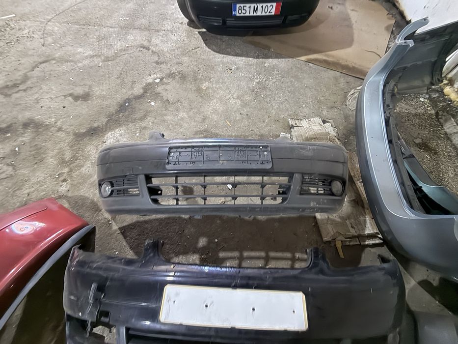 Предна броня vw touran