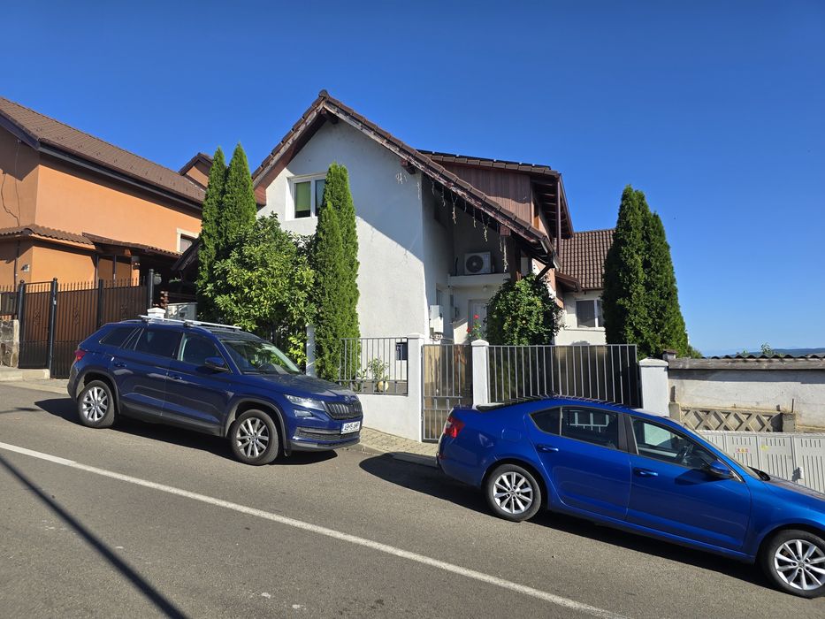 Casă 160 mp - Andrei Mureșanu - renovată + panouri solare