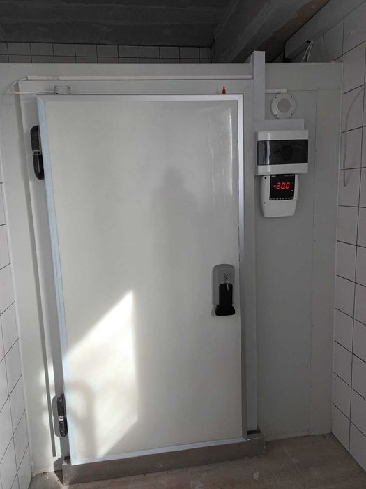Usa frigorifica refrigerare/congelare - batanta/culisanta/flip flap