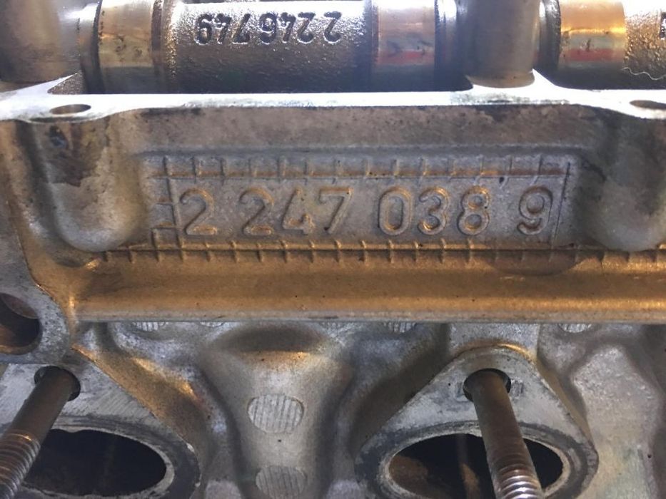 Chiulasa Chiuloasa cu 2 Axe Came Supape si Tacheti BMW Seria 3 E46 2.0D 136cp Cod 2247038 / 2246749