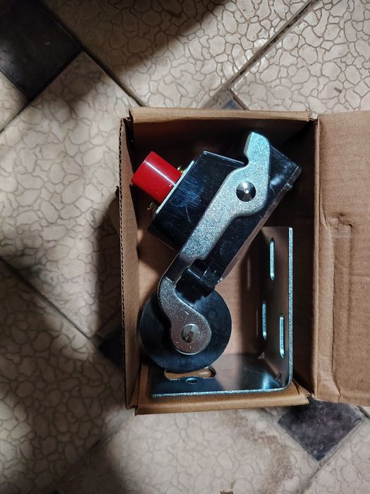 Концевой выключатель