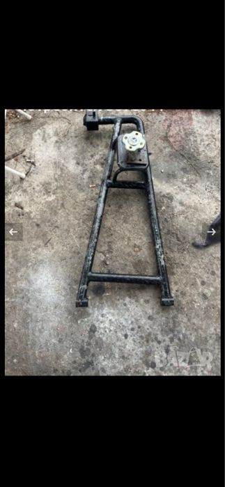 Стойка за резервна гума