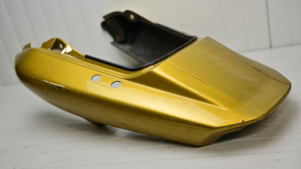 Carena Codita Spate Yamaha FZS600 1998 - 2004