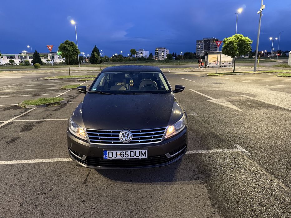 VOLKSWAGEN Passat CC 2012