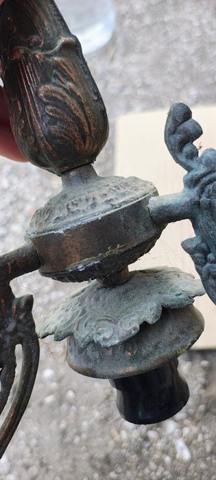 Старинен полилей