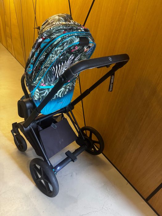 Cybex e-Priam комплект с кош за кола и аксесоари