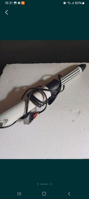 Vând ondulator de par