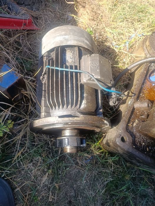 Motor electric trifazat