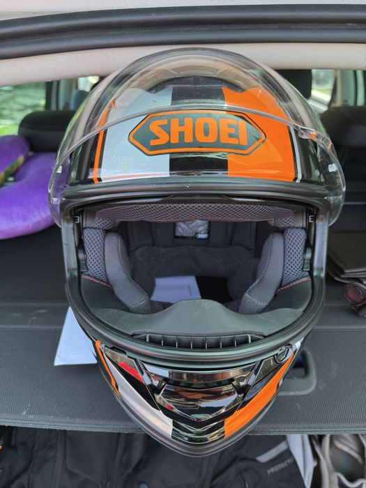 Casca moto Shoei GT air II in stare perfecta ,noua ,purtata o tura ,este prea mica pt mine , pret negociabil !