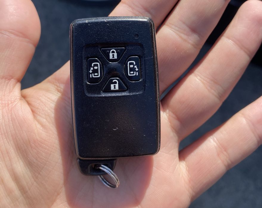 Смарт Ключ для авто
