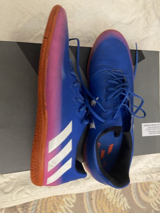 Бутсы оригинал продается