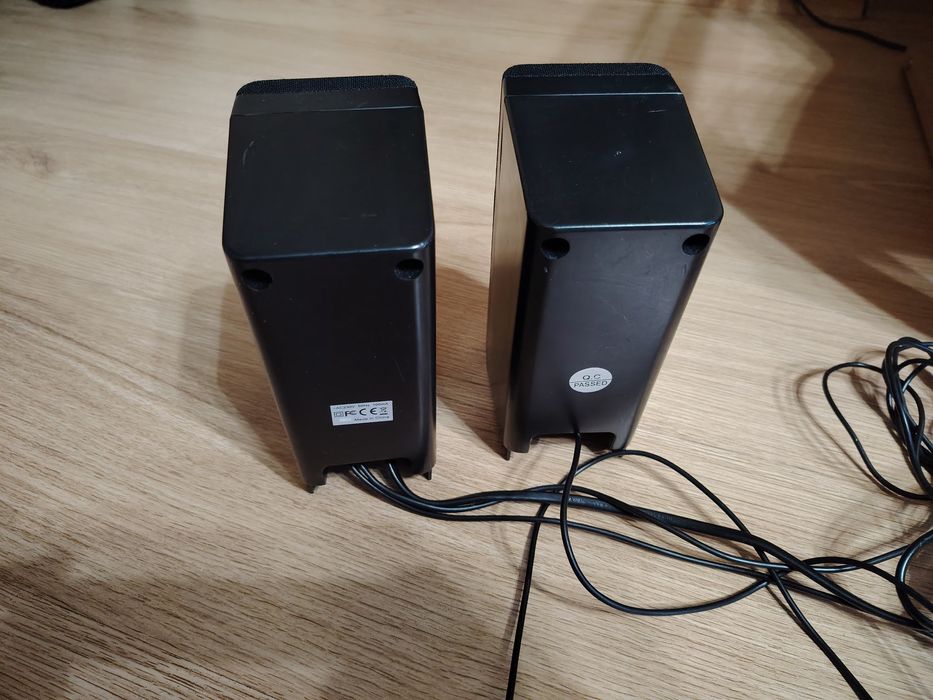 Boxe PC 2.0 de buget  A4tech si Creative Inspire 280 pt calculator.