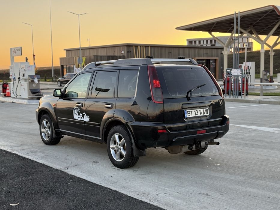 Nissan X Trail 2.2 diesel manual 4X4 la buton
