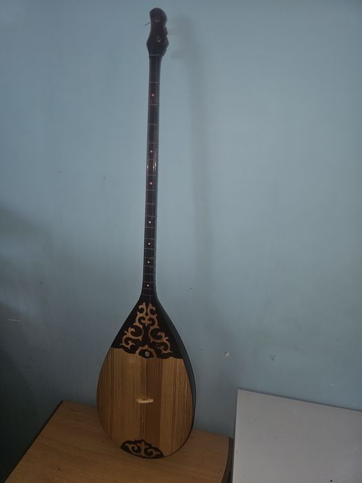 Продам домбру, состояние отличное