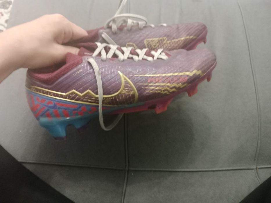 Бутсы 38 размер,