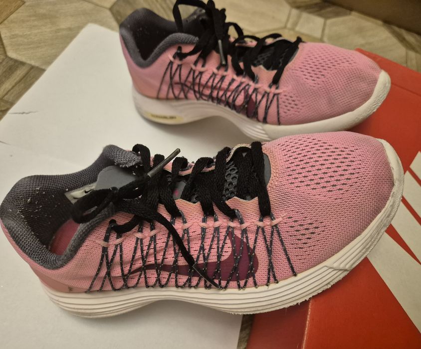 Adidas Nike nr 39 alergare, sala etc