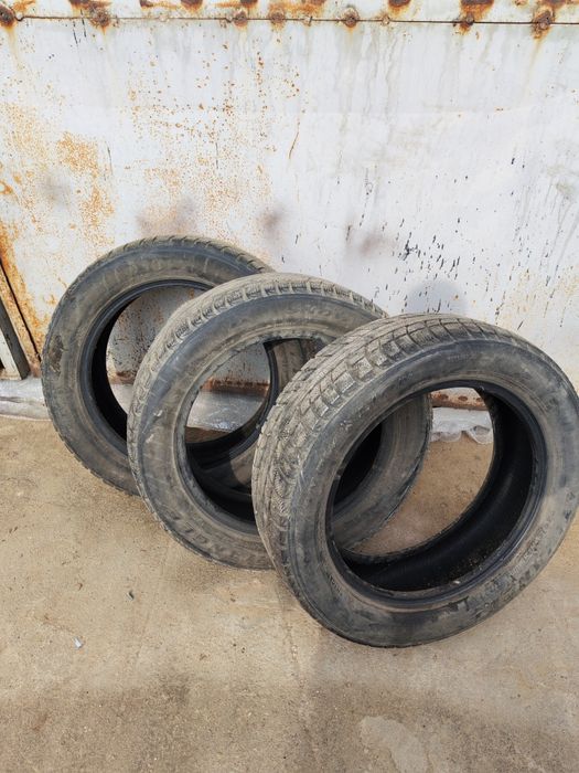 Шины три штуки зимние