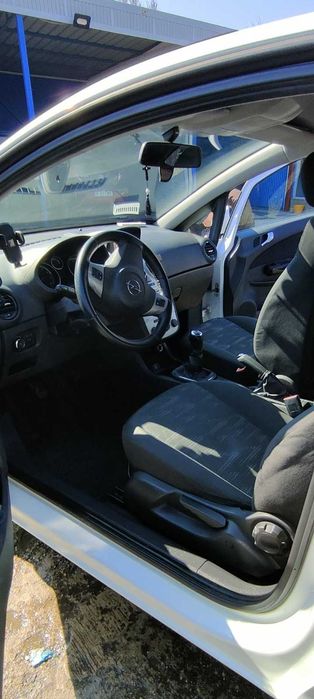 Vând mașină Opel Corsa
