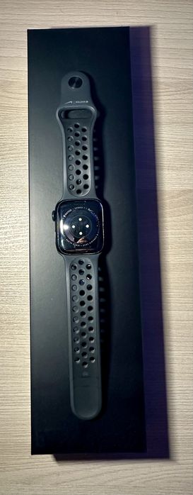 Apple Watch Nike Series 7 (41mm) сатылады