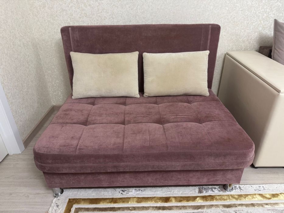 Диван-тахта с ящиком для белья