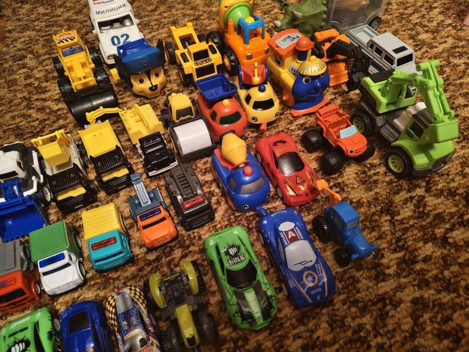 Продам игрушки за все 2500тг