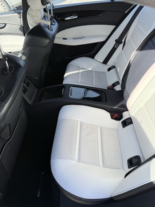 Mercedes CLS 63 AMG Performance