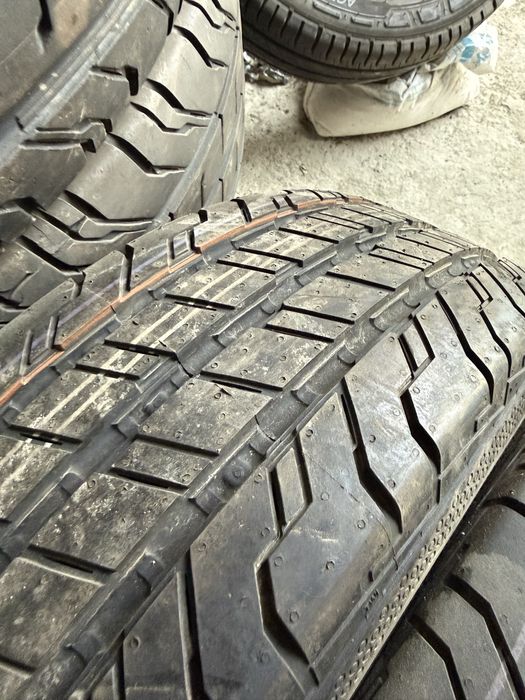 2бр Бусови гуми 205/65 R16c Continental ContiVanContact НОВИ!