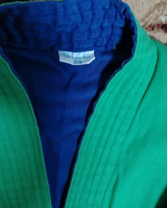 Kimino òzbek jang san'ati uchun.  Кимоно