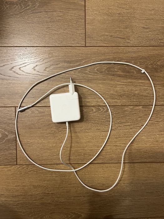 Apple MagSafe 60W Power Adapter - Încărcător MacBook | Ca Nou