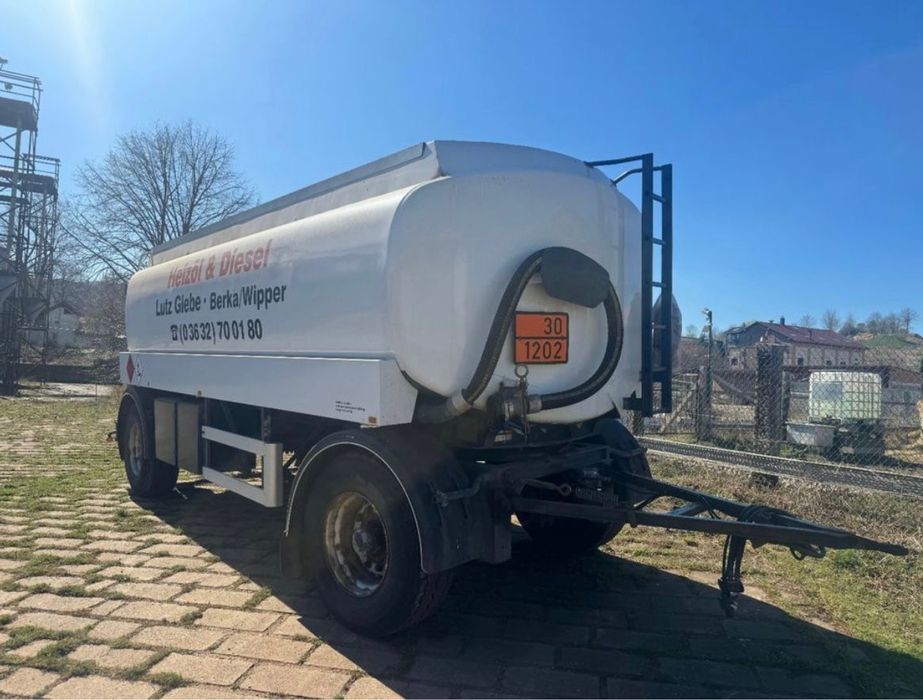 Remorca tip cisterna aluminiu inox