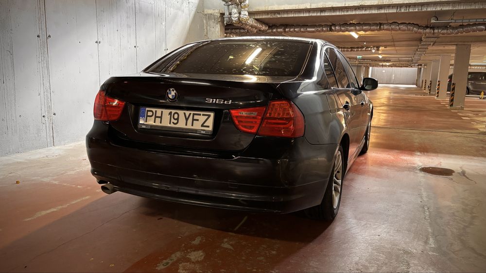 BMW 3 Series 2010 — imagine 5