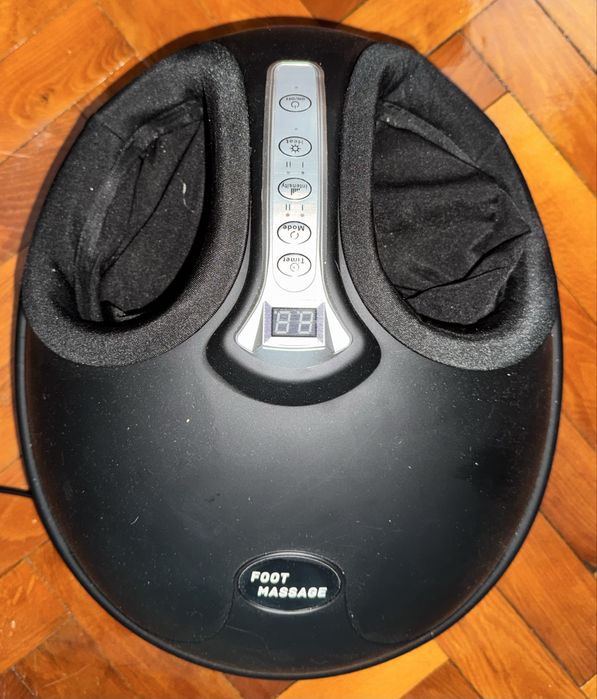 Aparat de masaj pentru picioare multifunctional
