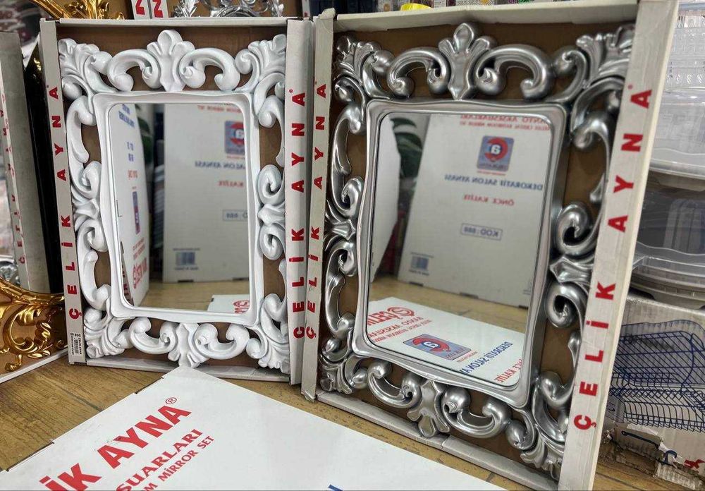 Зеркало настенное, ko'zgu devorga qotiriladigan