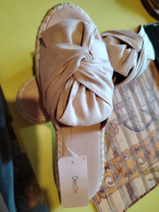 Дамски чехли DeeZee