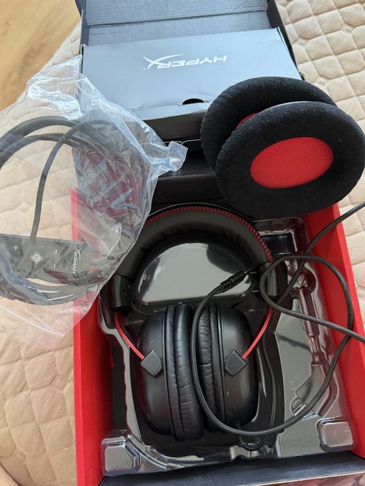 Наушники                          HYPERX cloud