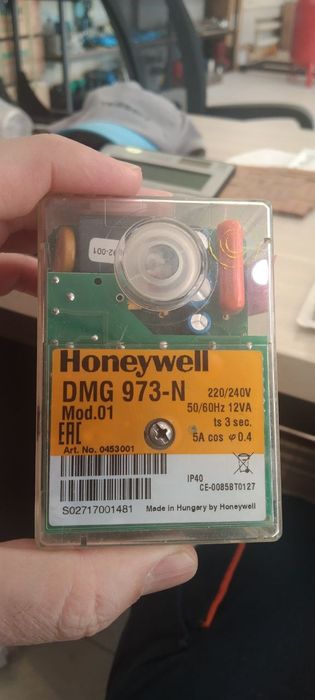 Ультрафиолетовый фонарик 365 нм