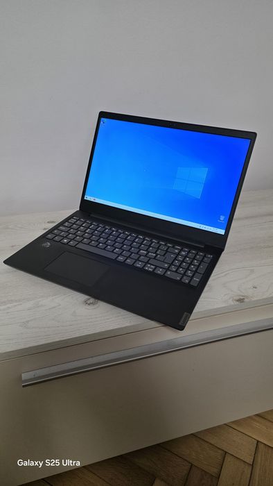 Laptop Lenovo i5 gen 10