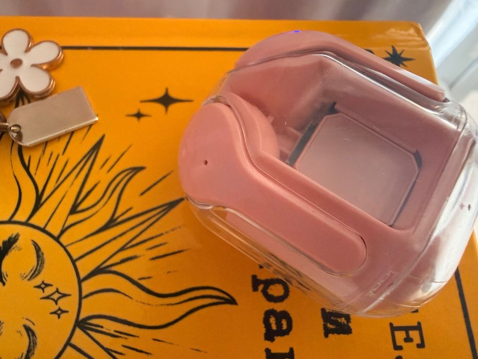 Слушалки три броя