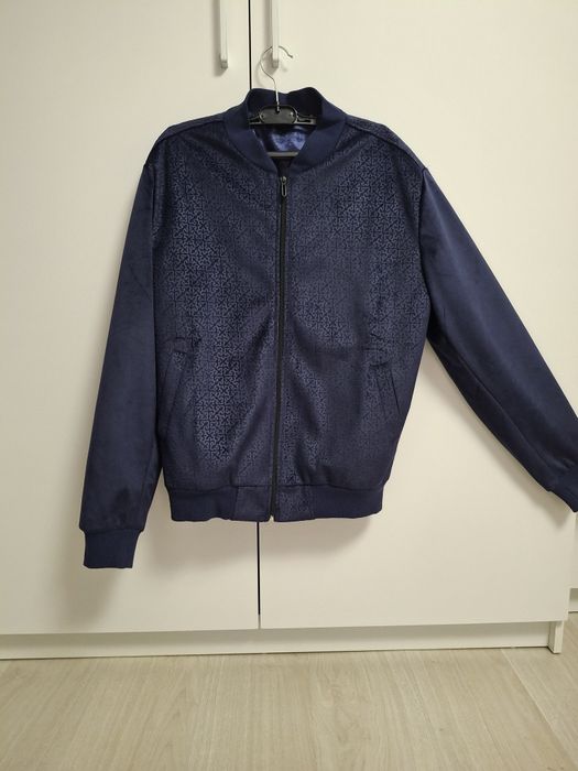 Бомбер . От бренда" ELZHAN"