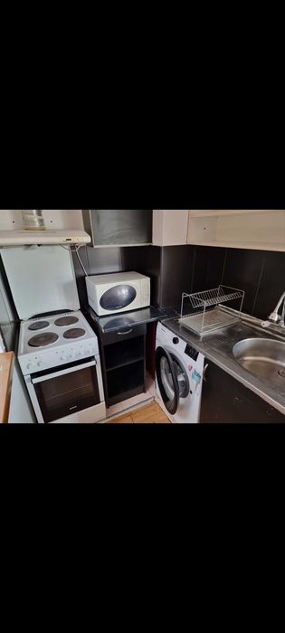 Дава се под наем Тристаен апартамент в Разград, Център - 95 кв.м за 348.84 € - Снимка #11