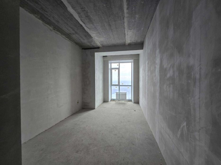 Продажа 4-комнатной квартиры