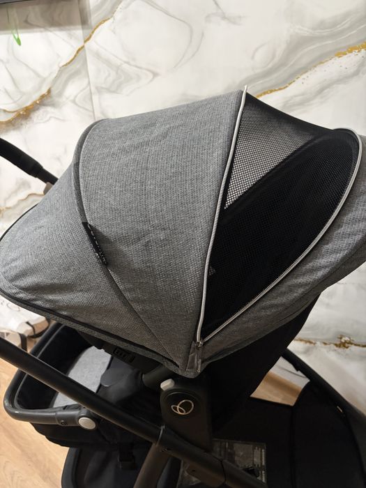 Продам детскую коляску