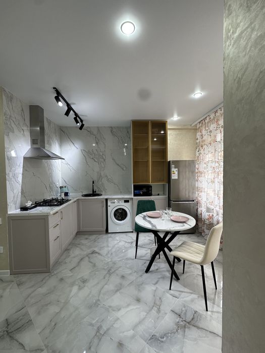 Драм театр ул Абая 26/2 Часы ,сутки