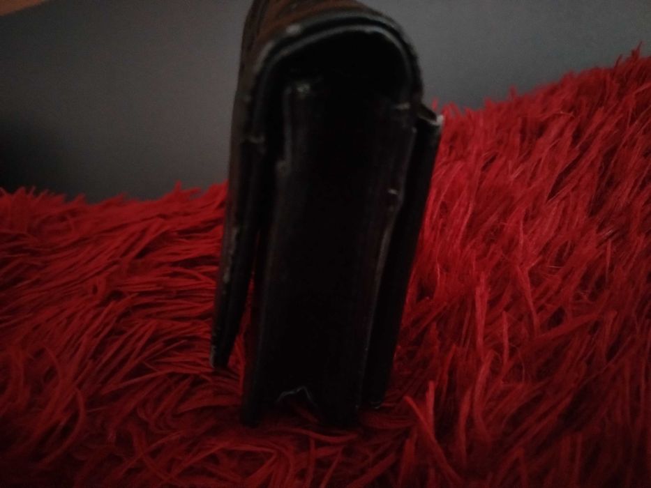 Geanta Guess aproape nou nouță