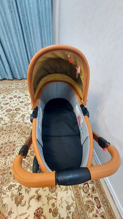 Продам коляску детскую