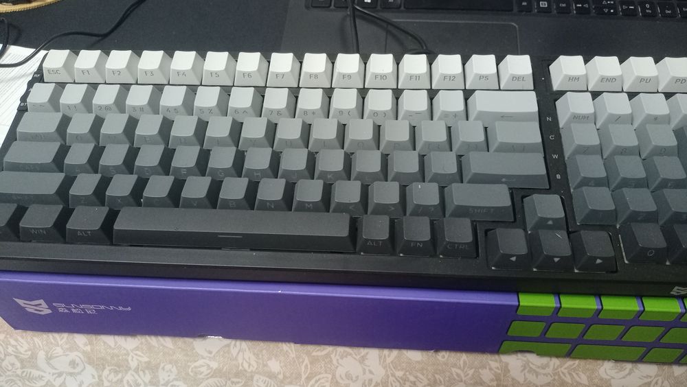 Клавиатура игровая