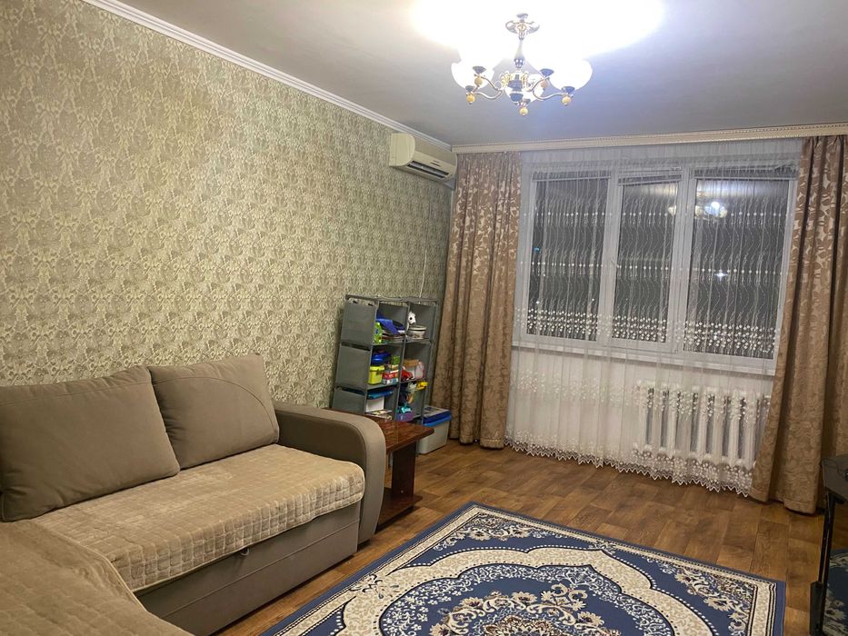 Ищу сменщицу в 2-комнатную квартиру