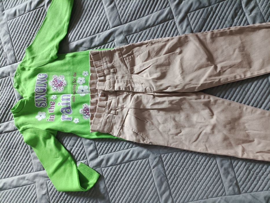 Продам пакет вещей на девочку от 3 до 4 лет